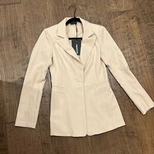 NWT Pretty Little Thing Blazer